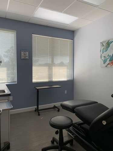 Ridgegate Medical Center: 5664 Bee Ridge Rd, Sarasota, FL 34233